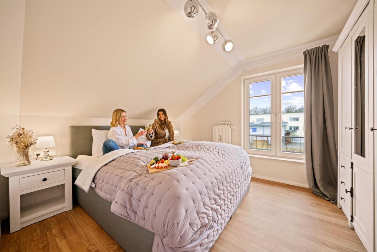 Wohlfuehl-Apartment Irisbluete Mit Privatstrand FDH Екстериор снимка